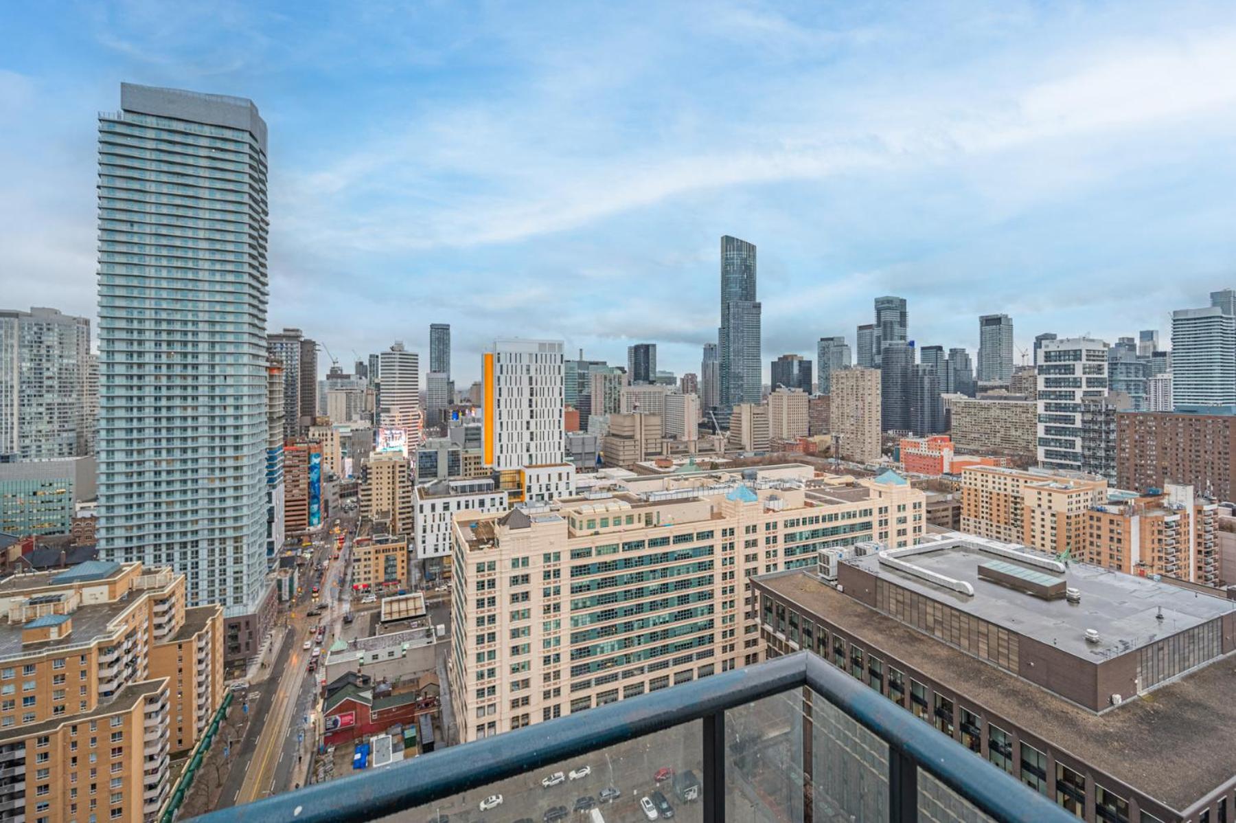 Toronto Garden Suites Bagian luar foto