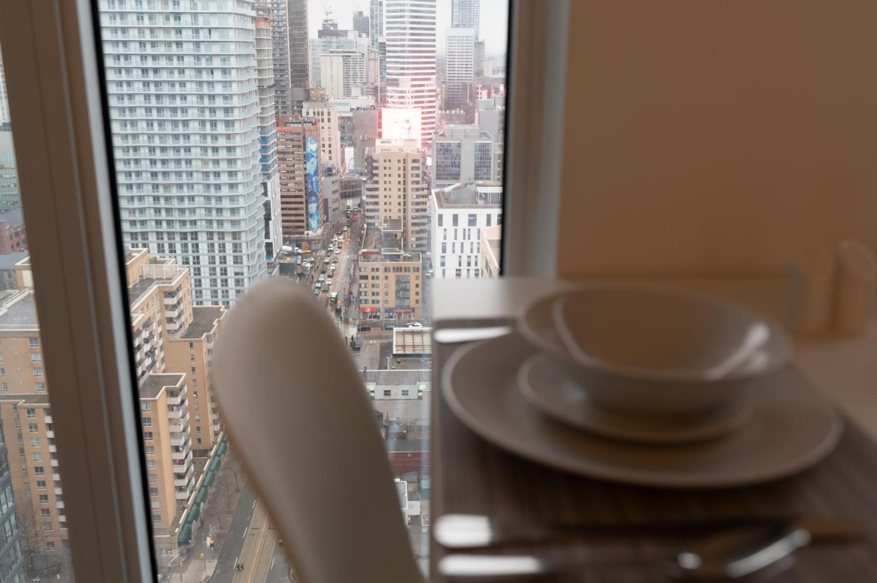 Toronto Garden Suites Bagian luar foto