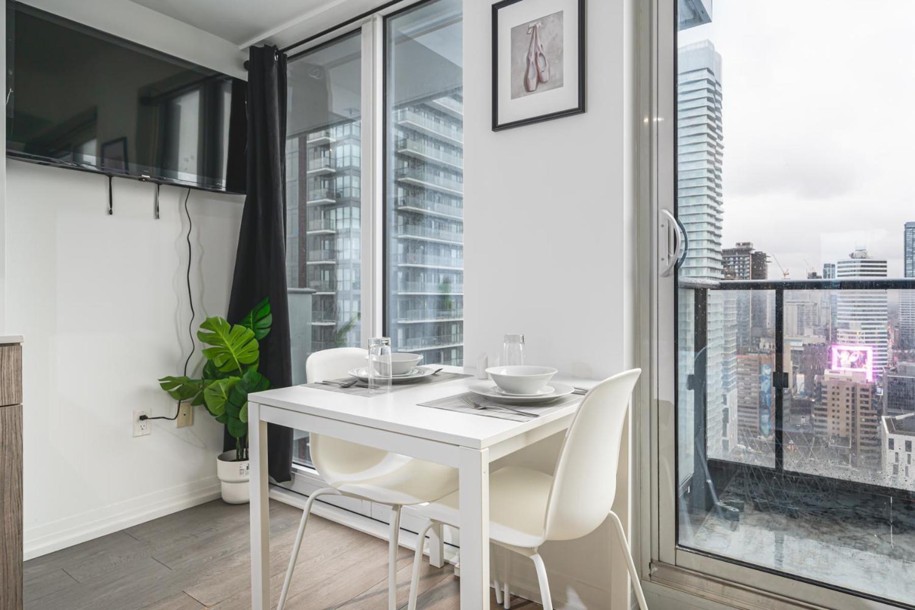 Toronto Garden Suites Bagian luar foto