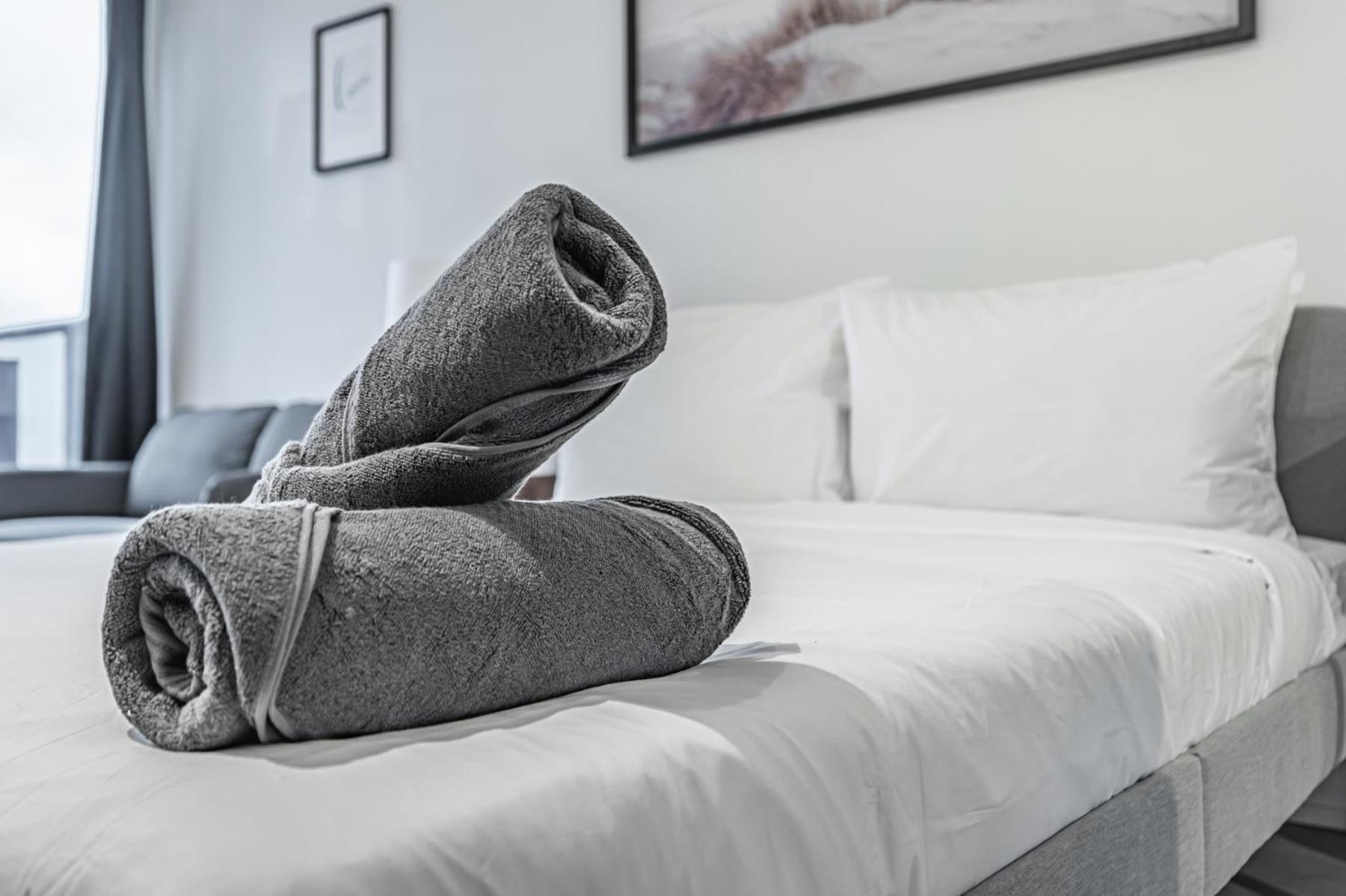 Toronto Garden Suites Bagian luar foto