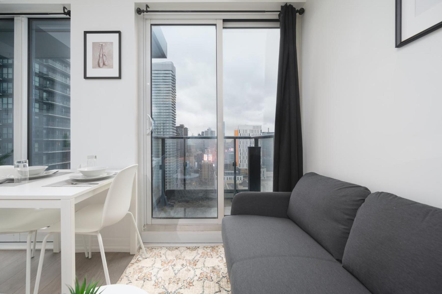 Toronto Garden Suites Bagian luar foto