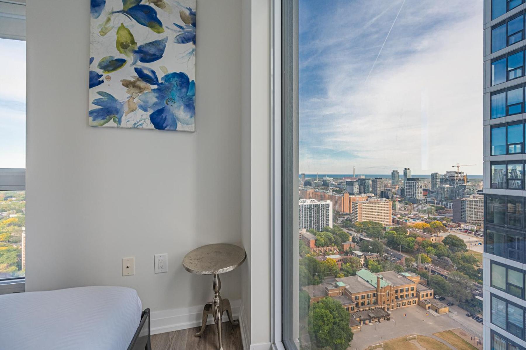 Toronto Garden Suites Bagian luar foto